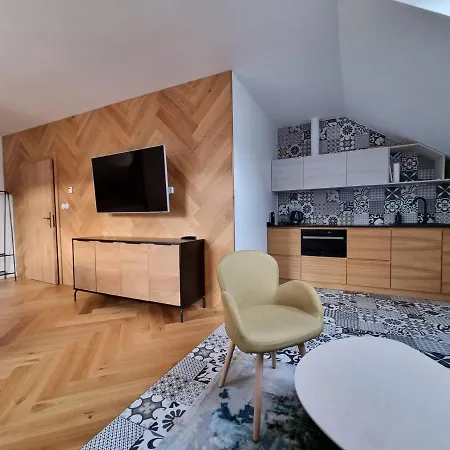 5 Luxusnich Apartmanu V Srdci Jeseniku מלון דירות *